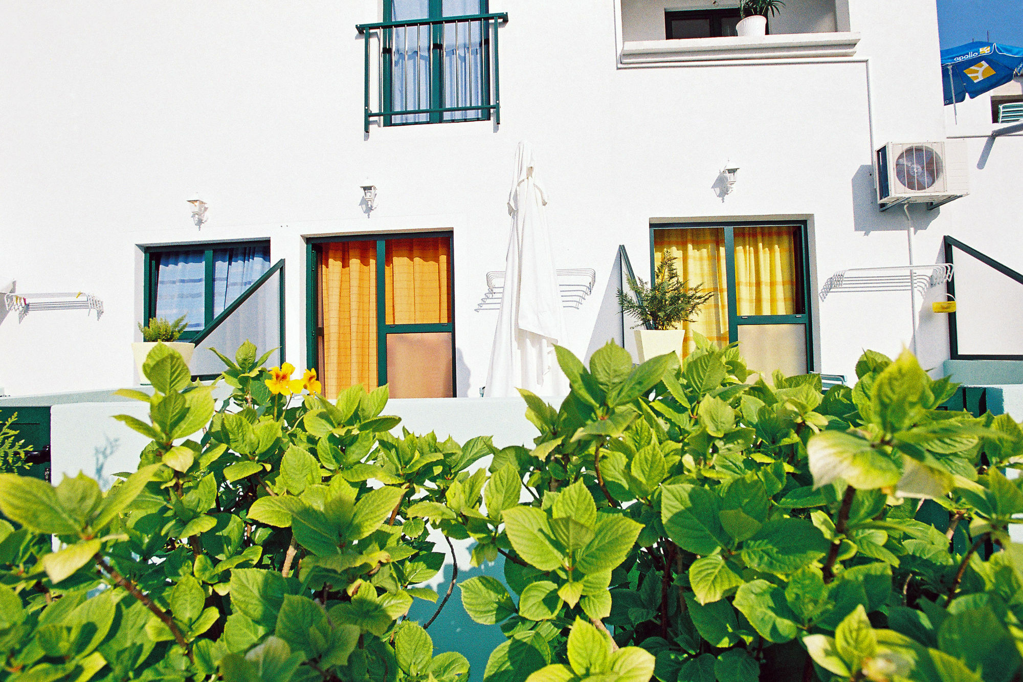Apartments And Rooms Art Deco Pape ฮวาร์ ภายนอก รูปภาพ